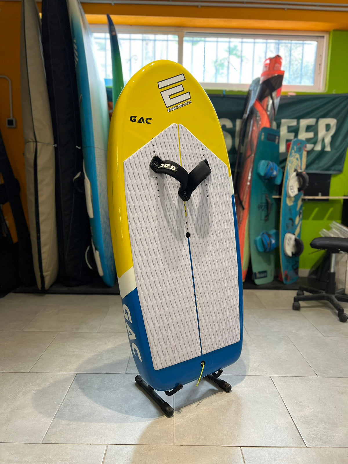 Σανίδα WingFoil Full Carbon G.A.C 65L Κύρια εικόνα προϊόντος